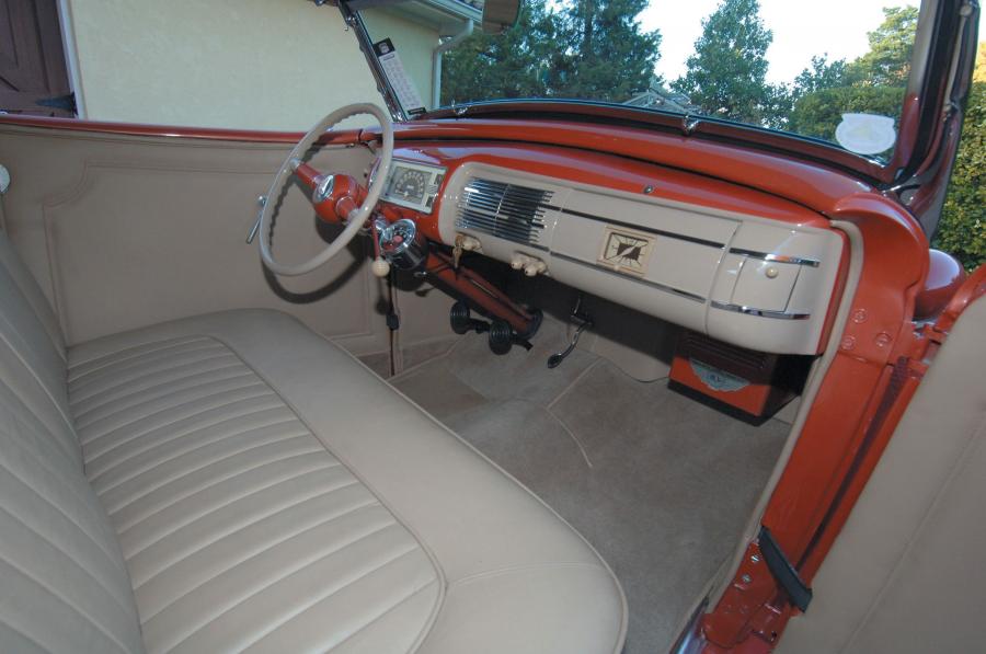  Ford Roadster Custom 1935 года  (фото 5 из 8)